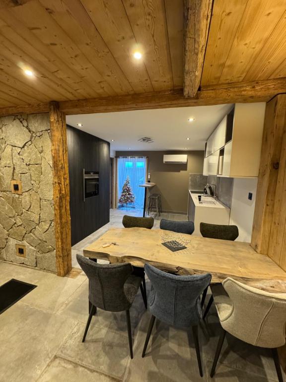 Le hameau des roches - 5