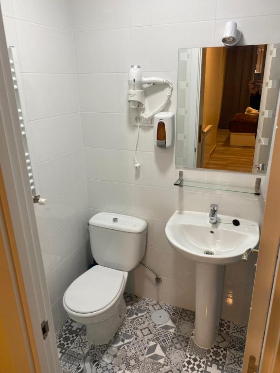 Hostal Oliver - 3