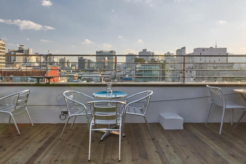 Eight Rest Hostel Jong-ro