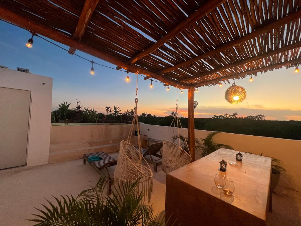 Tulum Jungle Penthouse Private Rooftop Pool Wifi, Balcheil