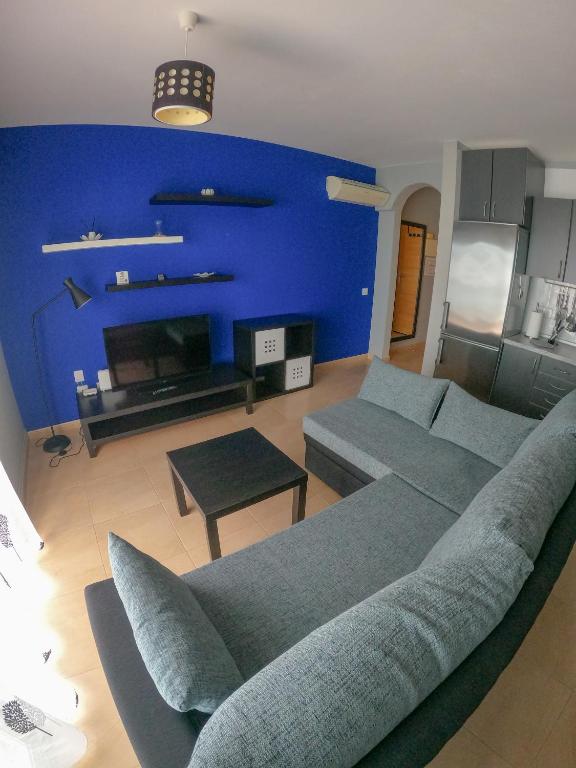 Marina Home - 4