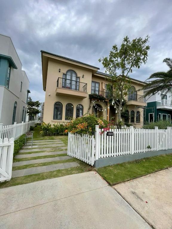 3BR Villa Novaworld Phan Thiet, Bình Tú