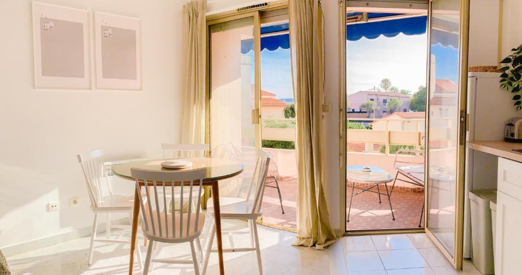 Cozy Beachside Apartment in Cros de Cagnes - Luna - 2