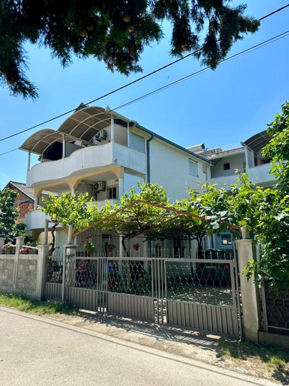 Heaven Apartments - 2