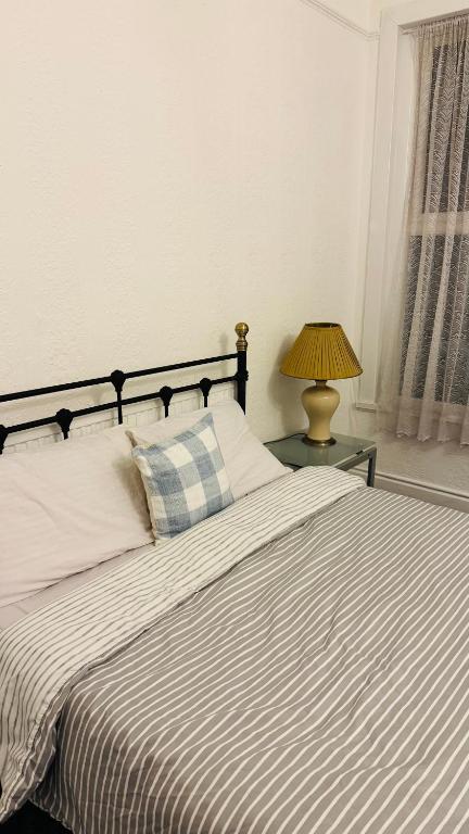 Boulevard double room in shared accommodation, Hull