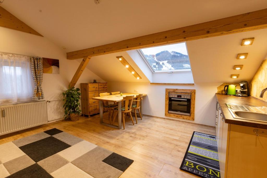FeWo Froschkönig mit Sauna & Bergblick, Self-Check-in, WLAN, Parkplatz, zentrumsnah - 2