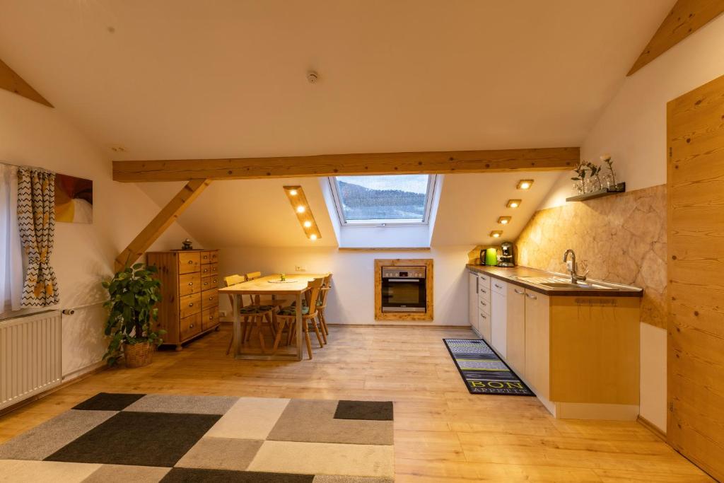 FeWo Froschkönig mit Sauna & Bergblick, Self-Check-in, WLAN, Parkplatz, zentrumsnah - 4