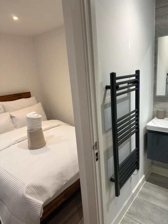 Garden studio apartment, Aveley