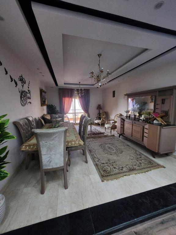 Uptown view apartment in zayed city, Sheikh Zayed