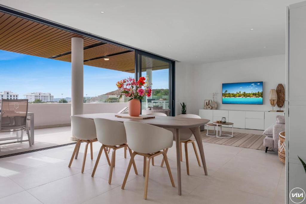 ViVi Homes -Viva La Vida - sea views - pool - terrace - 5