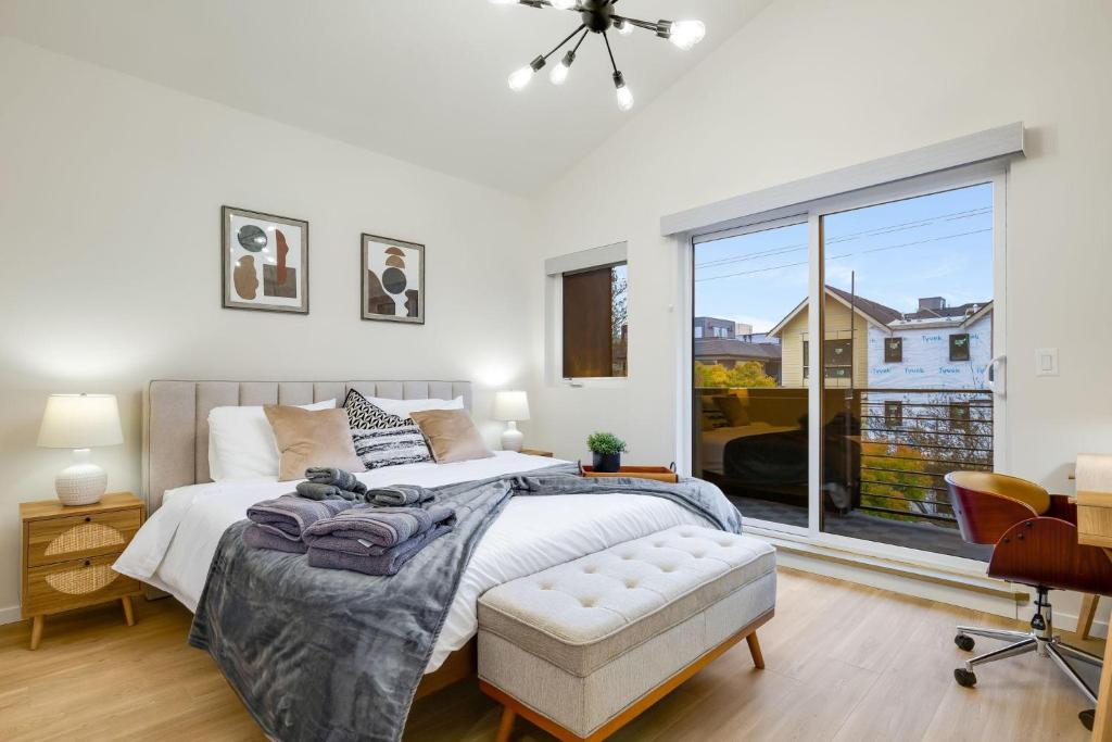 Perch - Ballard Bliss 대표 이미지