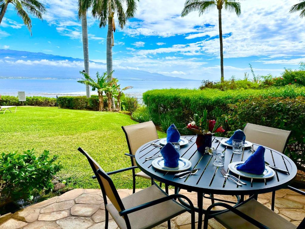 Perch - Maalaea Banyan 120, Wailuku