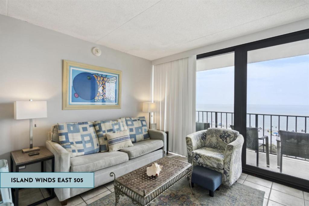 Island Winds East 505 by Liquid Life, Gulf Shores