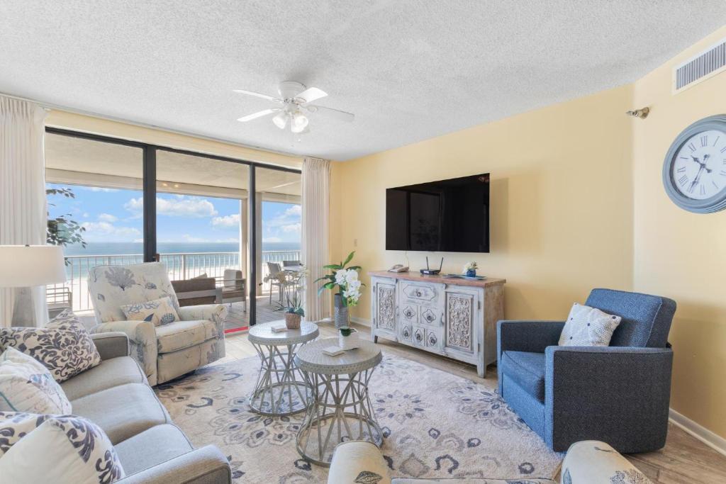 White Caps 405, Orange Beach