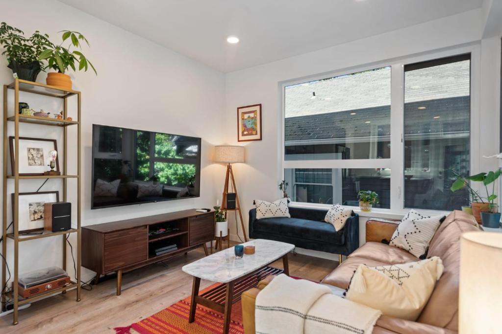 Perch - Urban Abode 22, Seattle