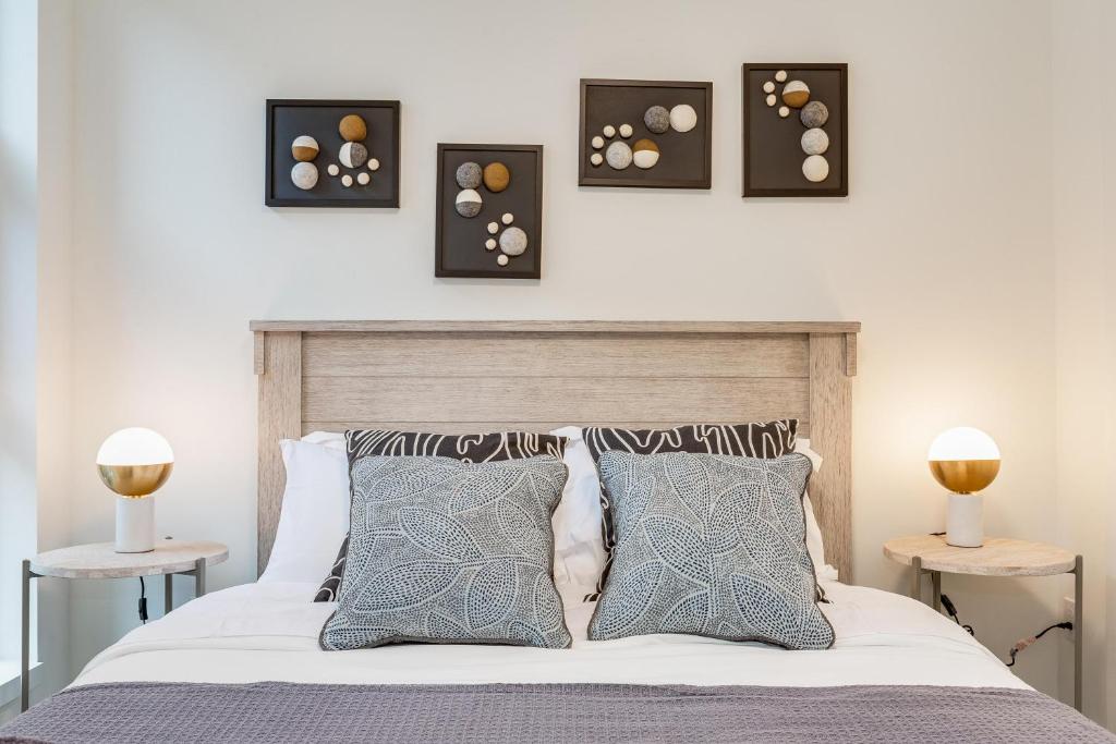 Perch - Howell Haven 33, Seattle