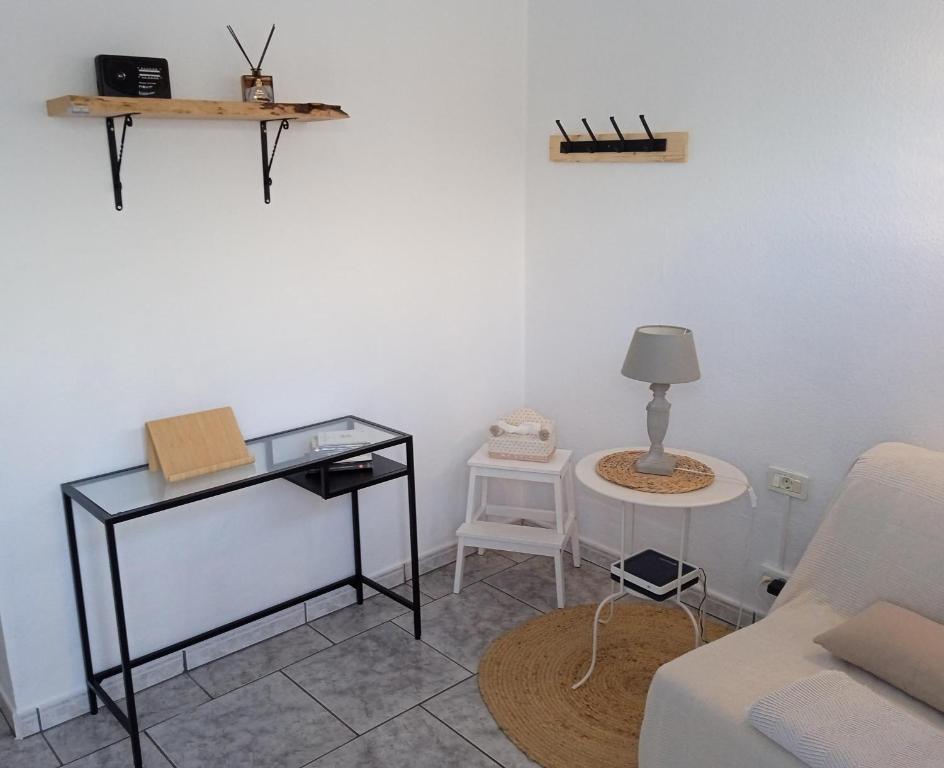 Hand Made Suite - 5