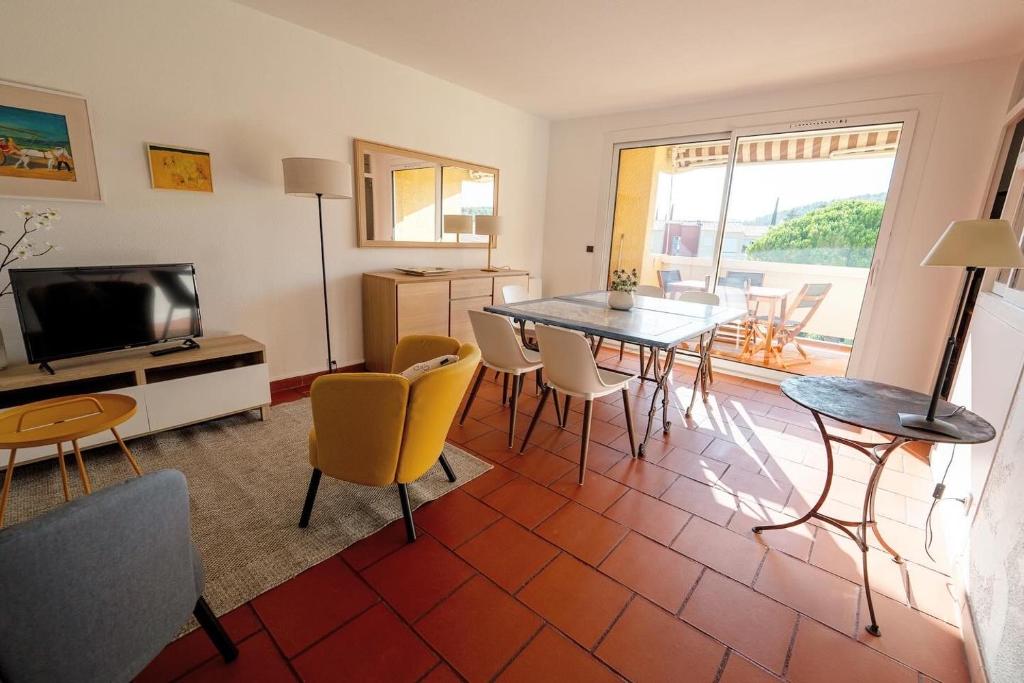 Superbe T3 pour 6 personnes, résidence calme avec piscine - 4