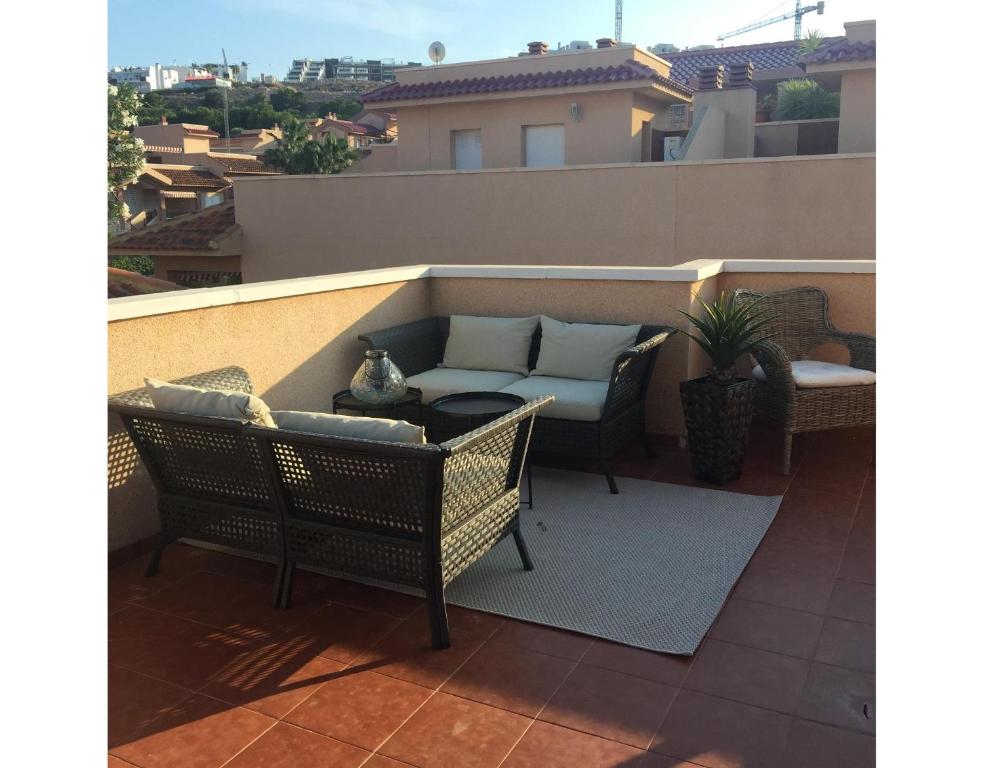 Casa con terraza soleada R49 by Novadesta, Puerto Marino