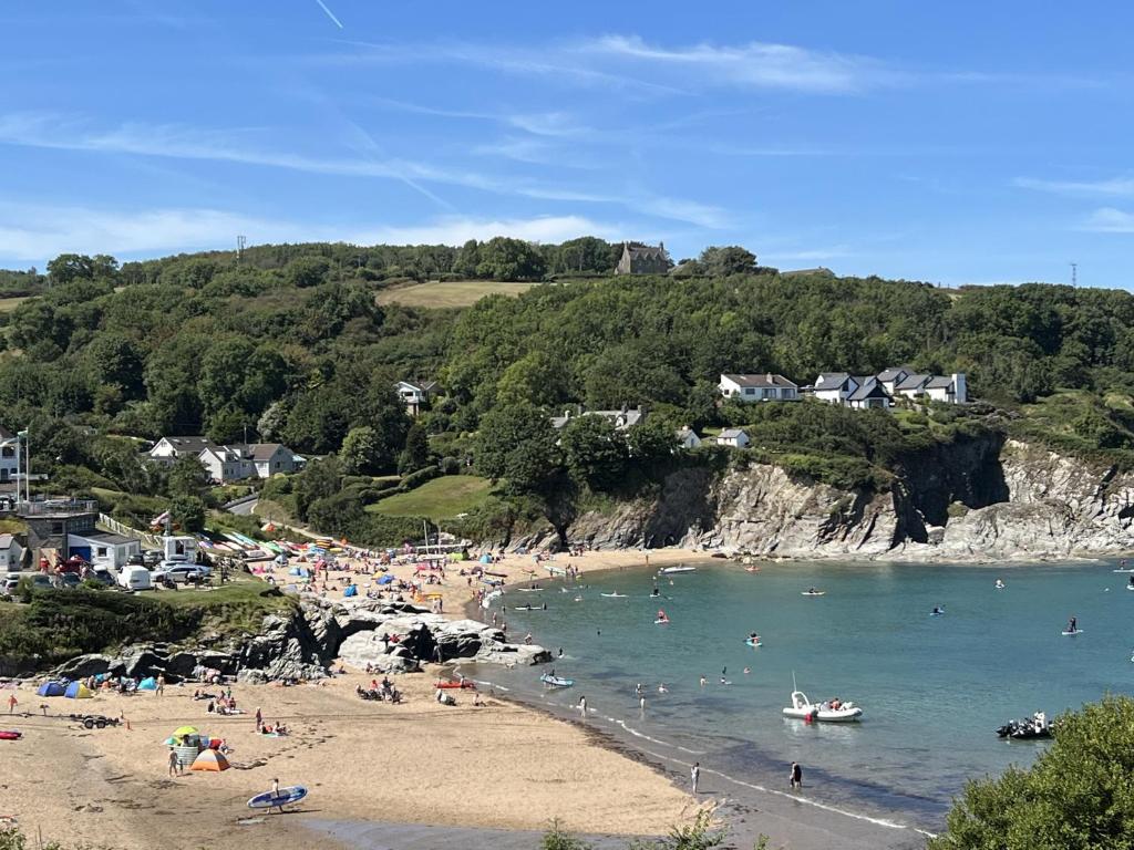 Traeth Rooms, Aberporth photo 7
