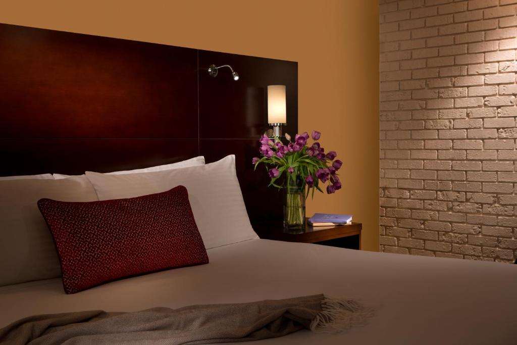 M Hotel Buffalo photo
