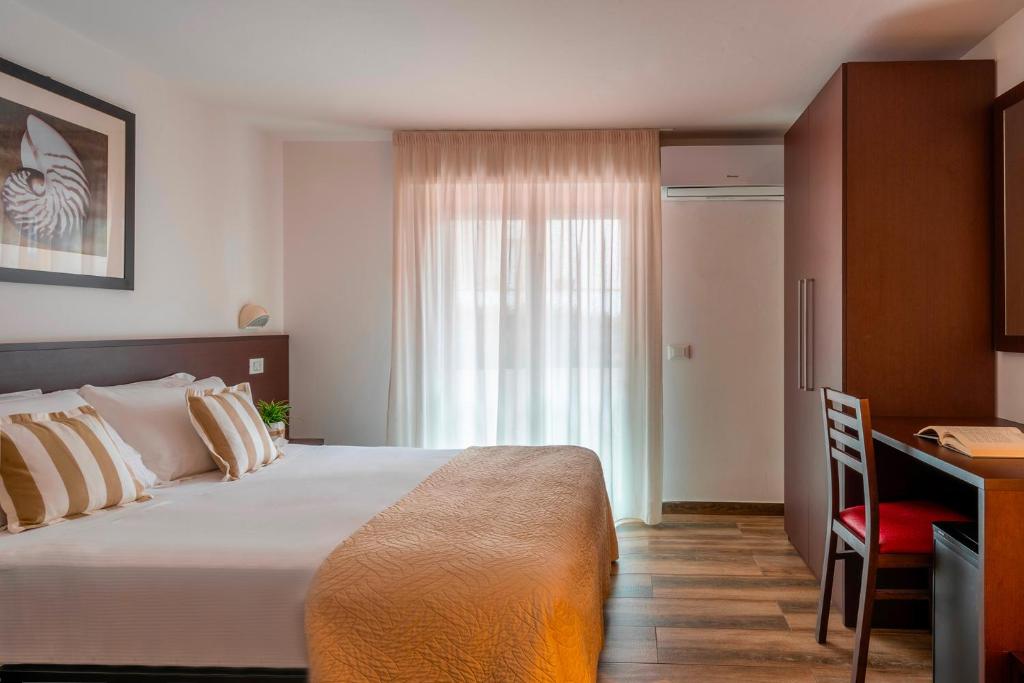 Hotel Carmen - 1
