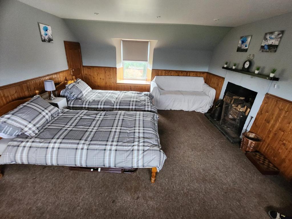 Halymyres Farm Bothie, Stonehaven