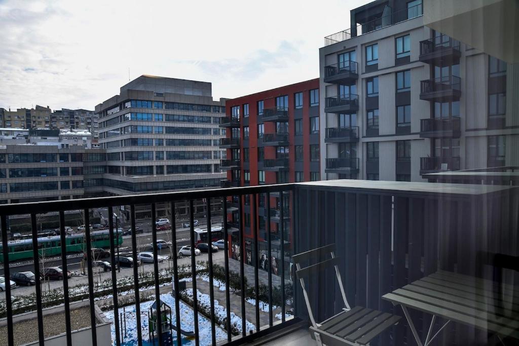 Lux Waterfront Charm 3 - 4