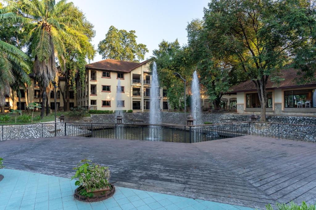 Exterior view, Pung-waan Resort & Spa in Kanchanaburi