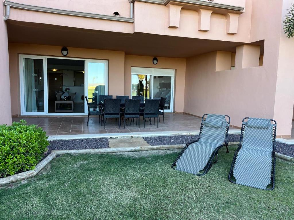 Beautiful 2 Bed Apartment Mar Menor Golf Resort - 3