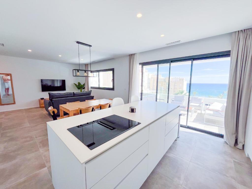 OIA 5 by United Renters, El Campello