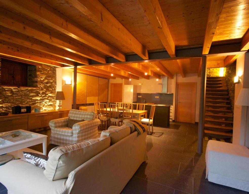 Casa Guillem Completa, Tavascan