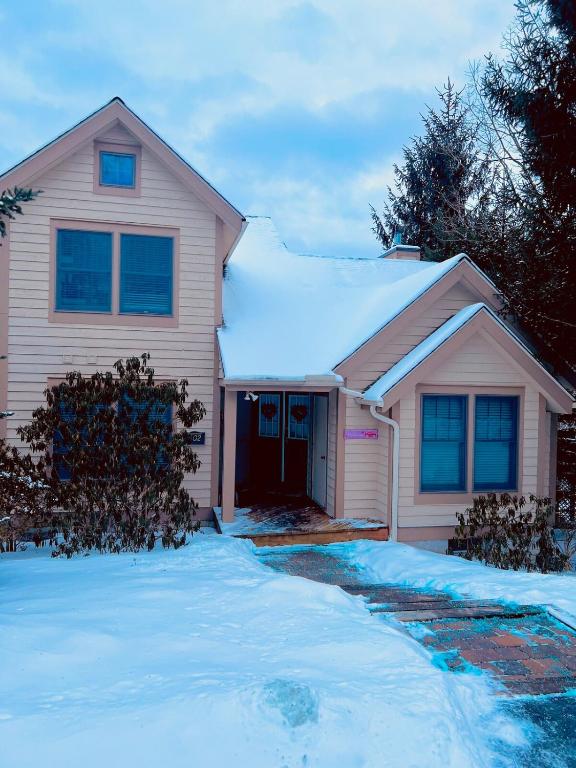 Your Gateway to Pocono!, Tannersville