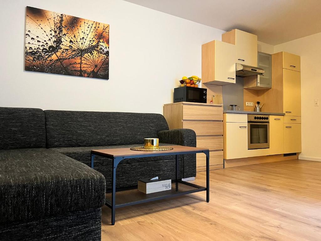 Anita Apartment 1, Flattach