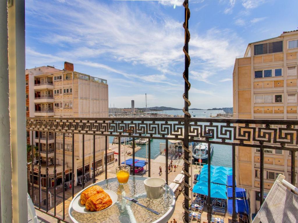 Apartment Appartement vue Mer by Interhome, Toulon
