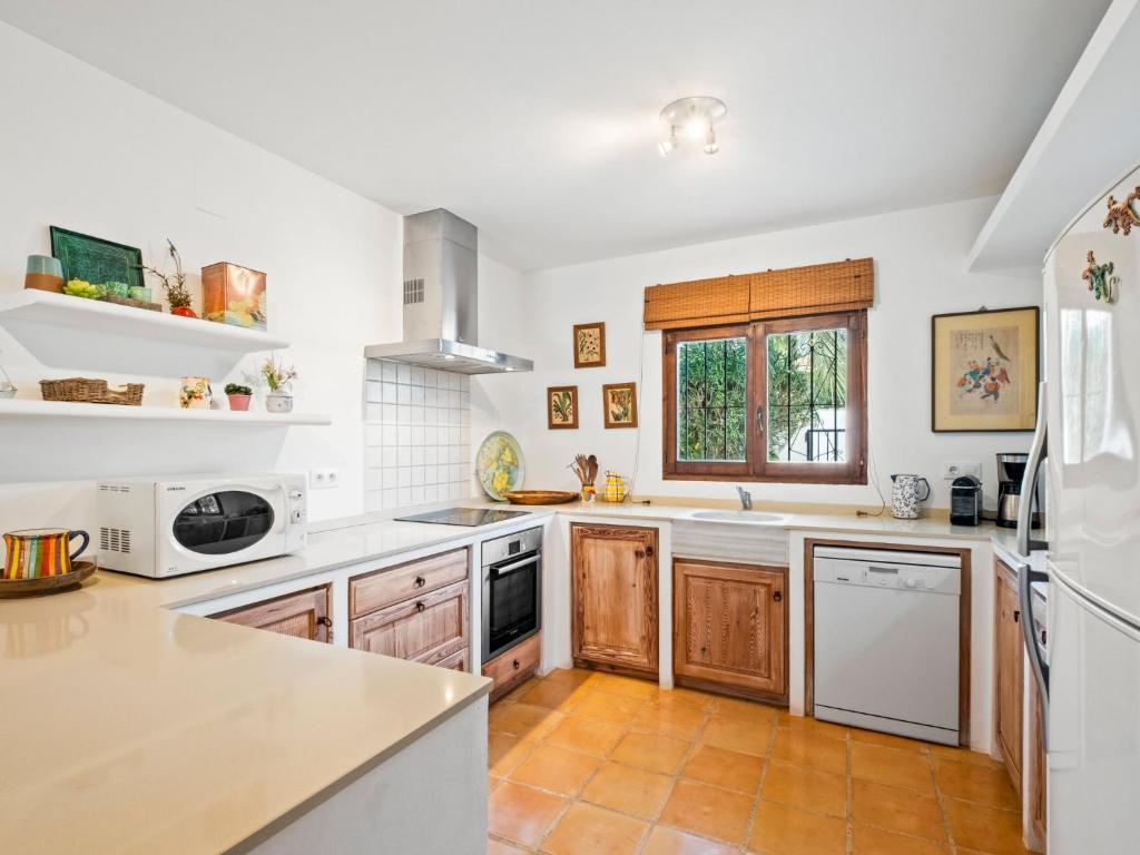 Villa La Familia by Interhome - 4