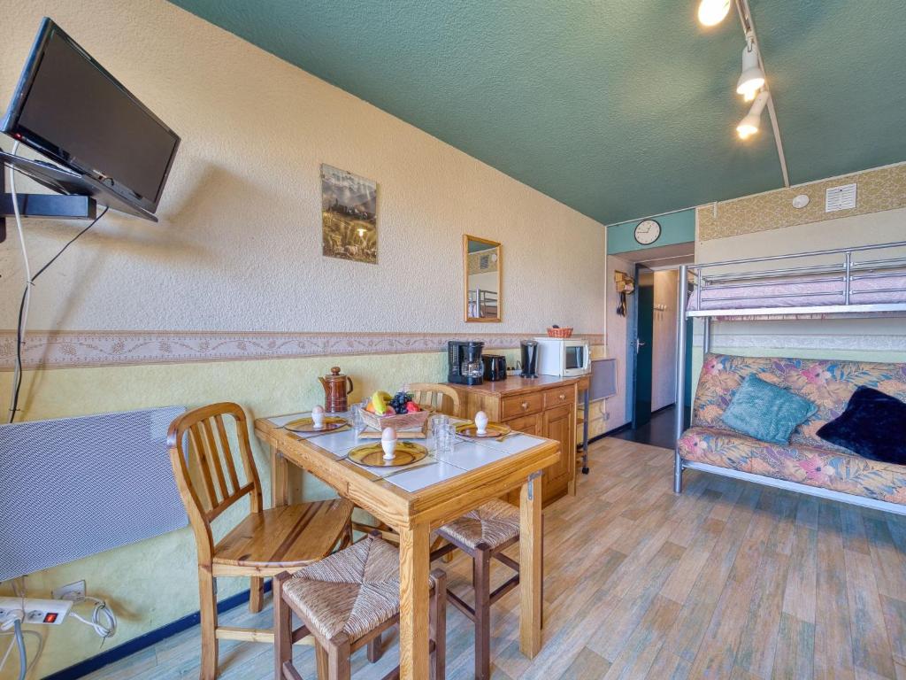 Studio Soyouz Vanguard-103 by Interhome - 3