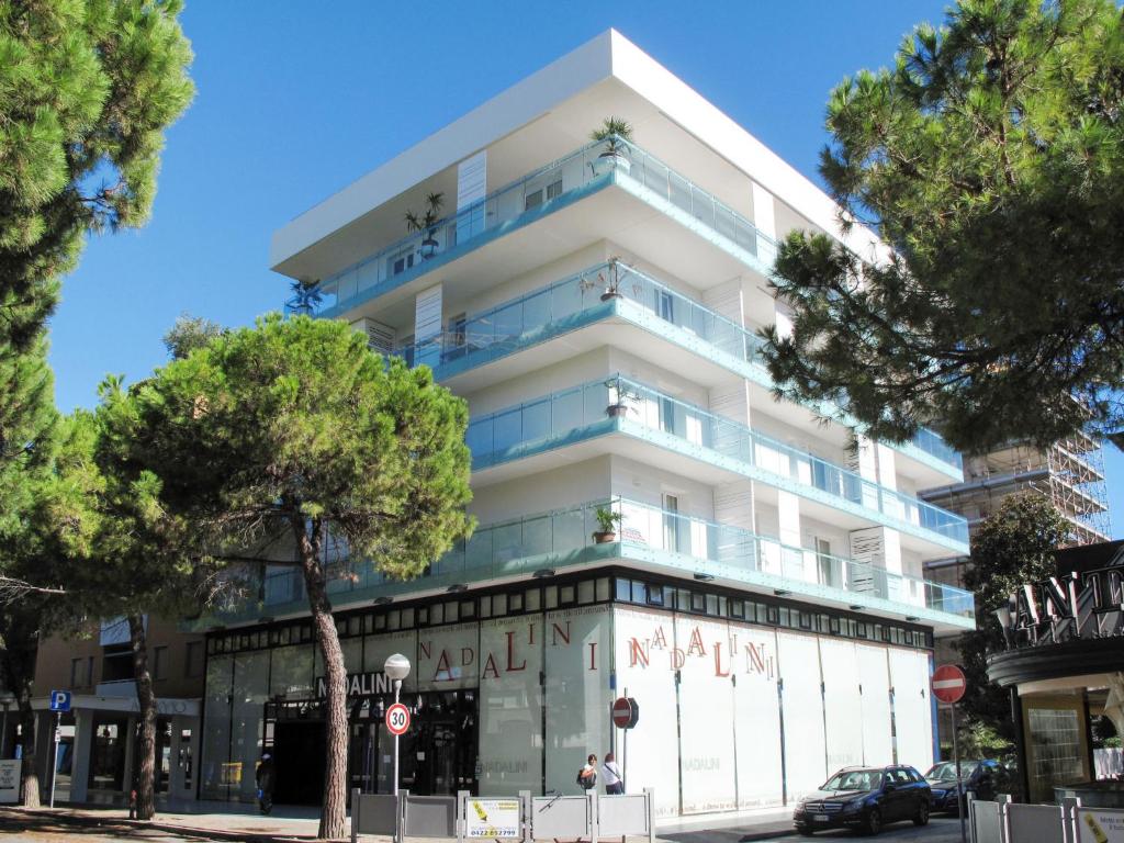 Apartment Fiore-8 by Interhome - 2