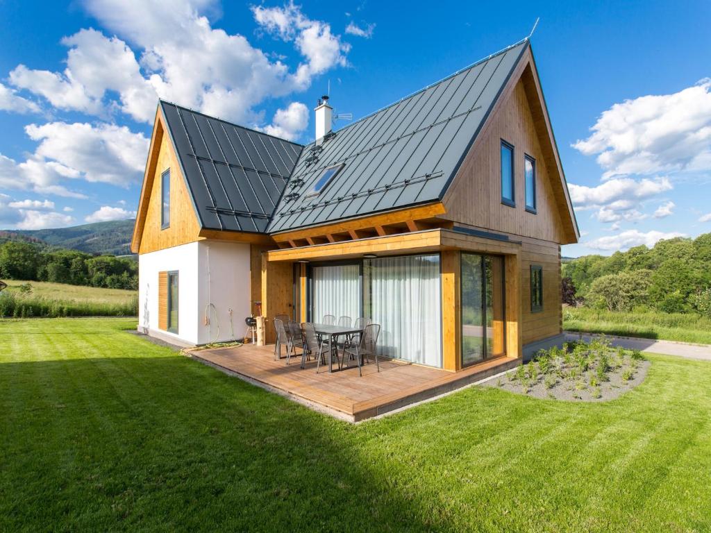 Chalet in istá near Ski Slopes, Černý Důl