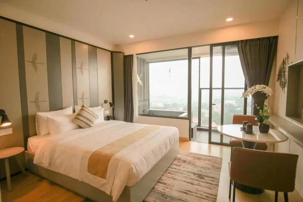 Lynn Times Thanh Thuỷ hotspring-KS 35 tầng- My Home, hotel in Phú Thọ