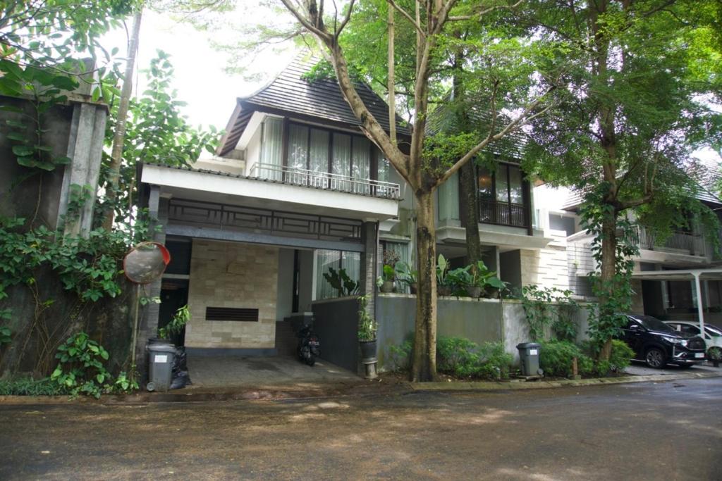 Villa Hyarta E1 by Anvia Jogja