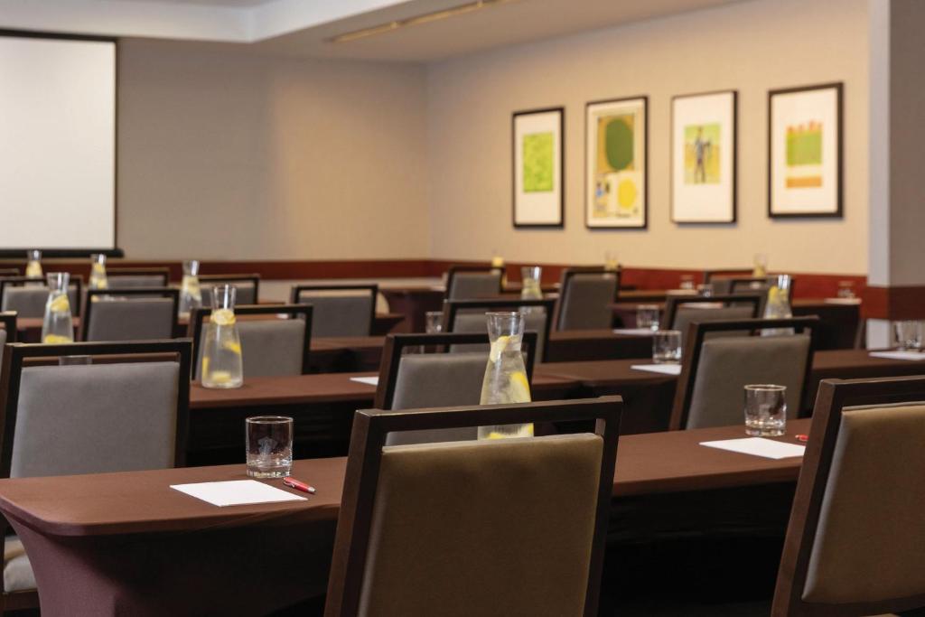 Meeting room / ballrooms