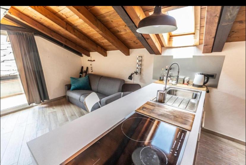 monolocale con terrazzo maisonette blanche - 2