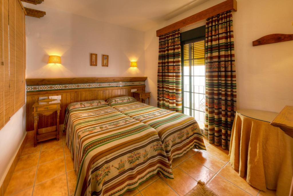 Apartamentos El Roqueo - 3