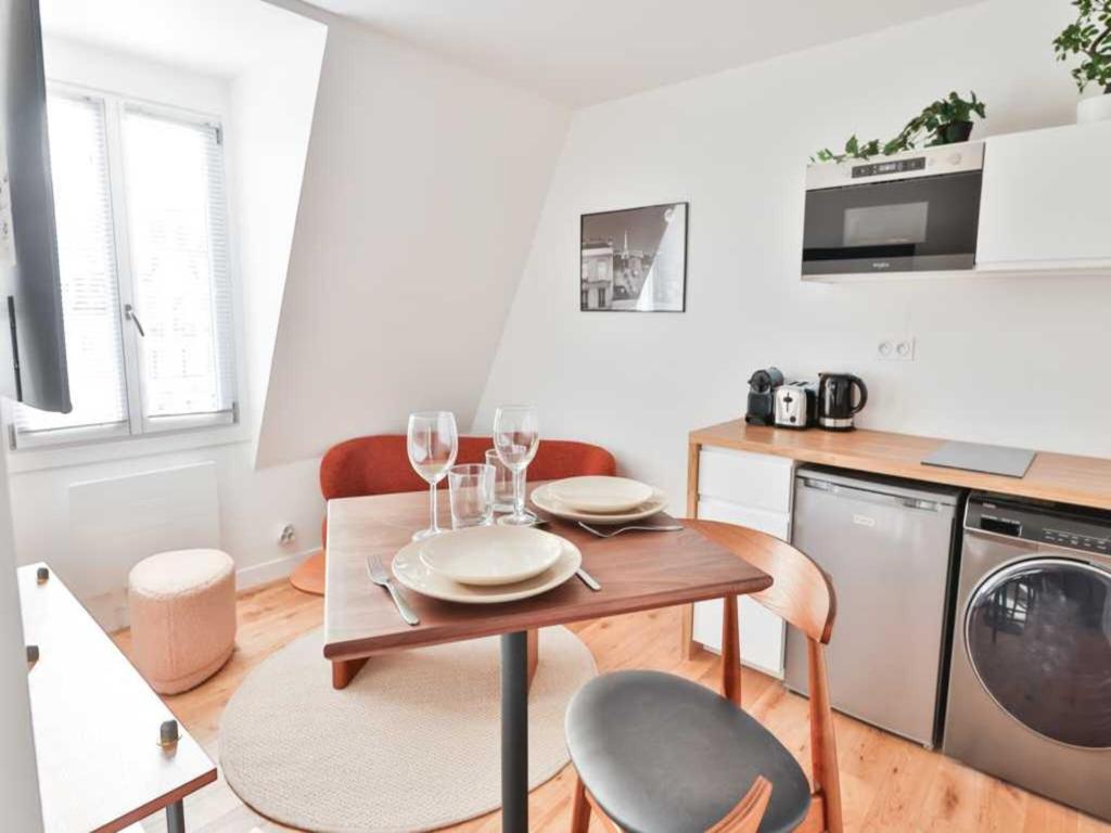 Studio COSY proche Trocadéro - Mobility lease - 2