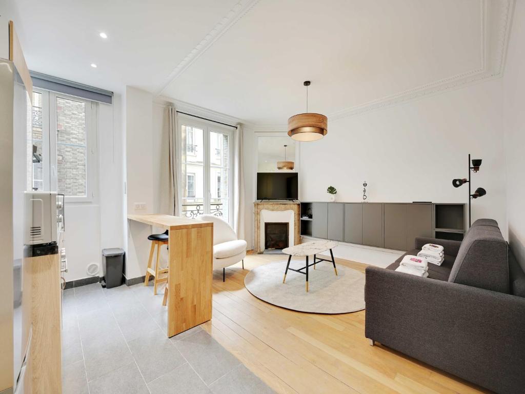 Very nice studio for 2 people Batignolles - Nollet Mobility lease - 2