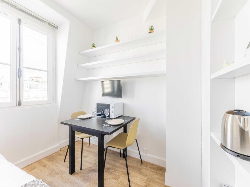 Charming studio 1P near Av Montaigne - 5