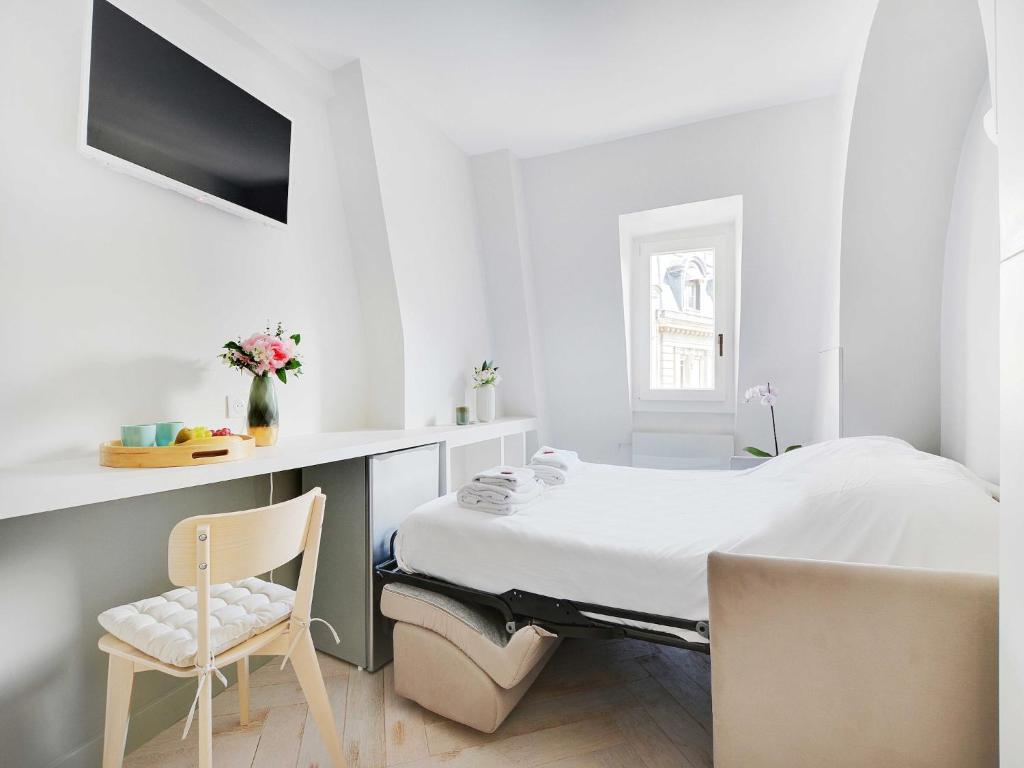 Newly renovated studio 2P- Elysée St-Honoré - 3