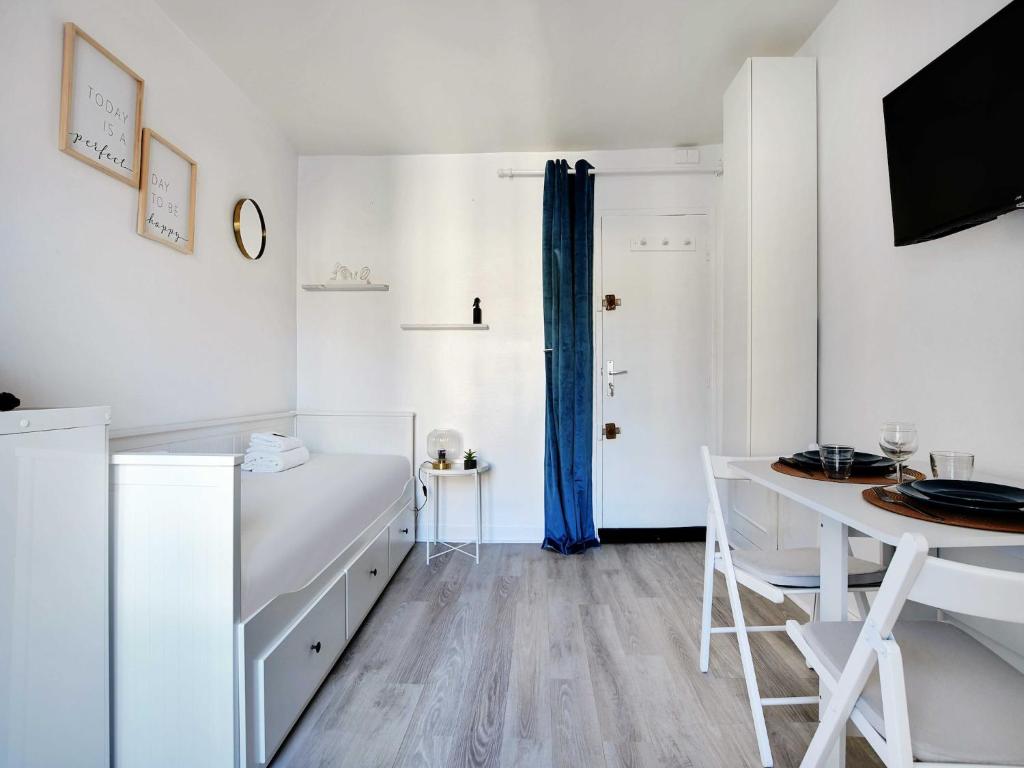 Modern studio - 2P - Faubourg Saint Antoine 11th arr - 5