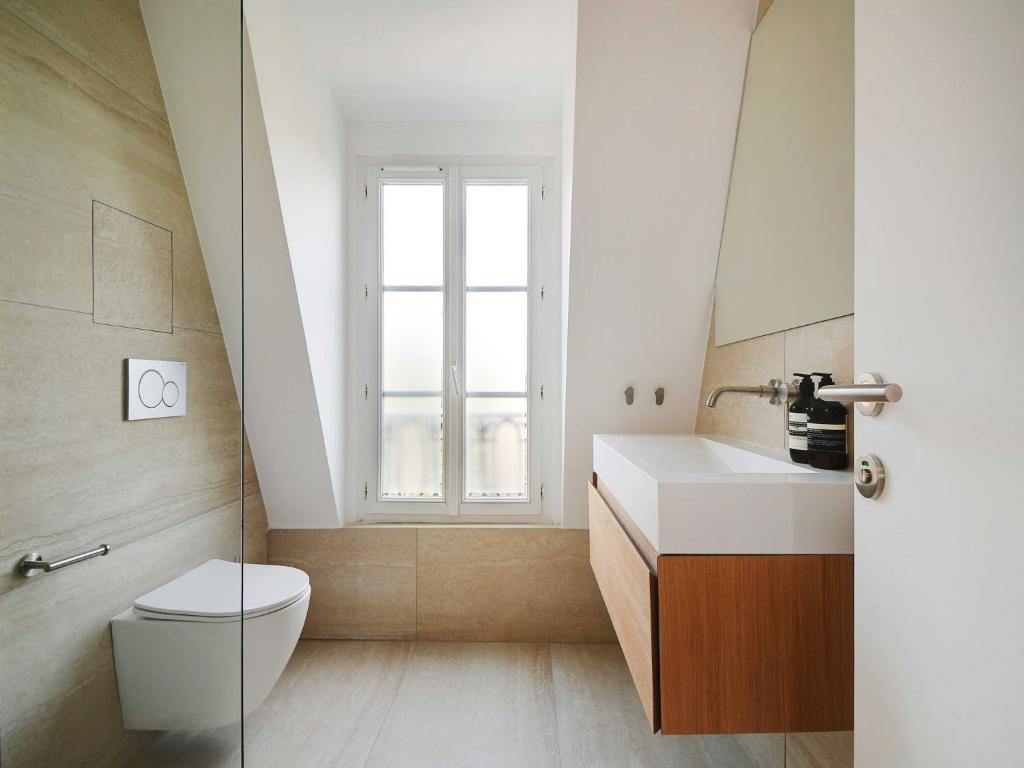 Modern Apt -1BR 4P - View Eiffel Tower Passy - 5